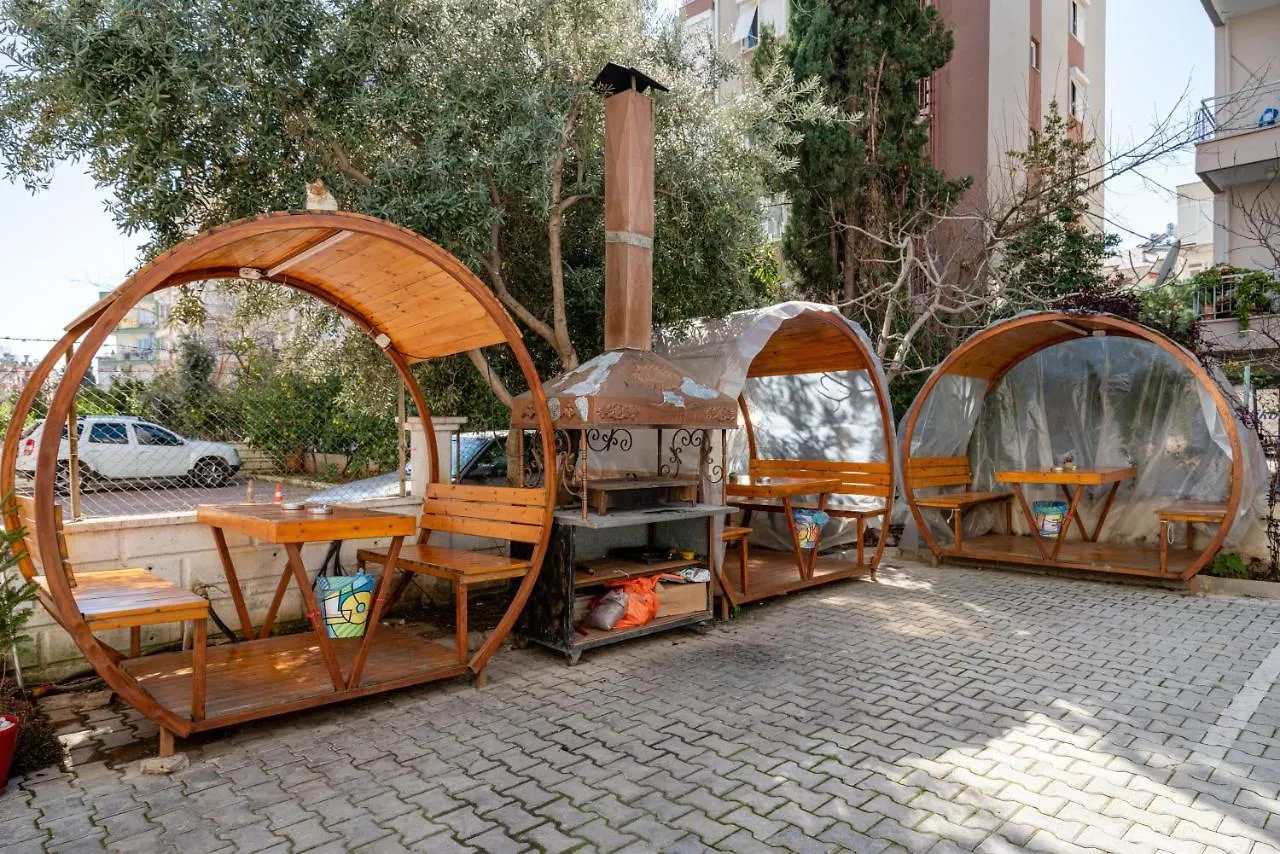 Sare Suites Downtown Antalya Aparthotel