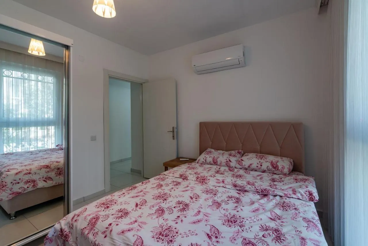 Sare Suites Downtown Анталья Апарт-отель
